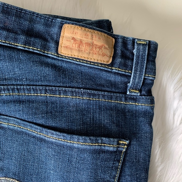 Levi’s Original Mid Rise Skinny Jean - Picture 4 of 6